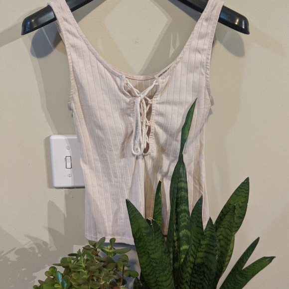 ☀️10/$15☀️ Urban Outfitters Pink Ribbed Tank - Picture 6 of 11